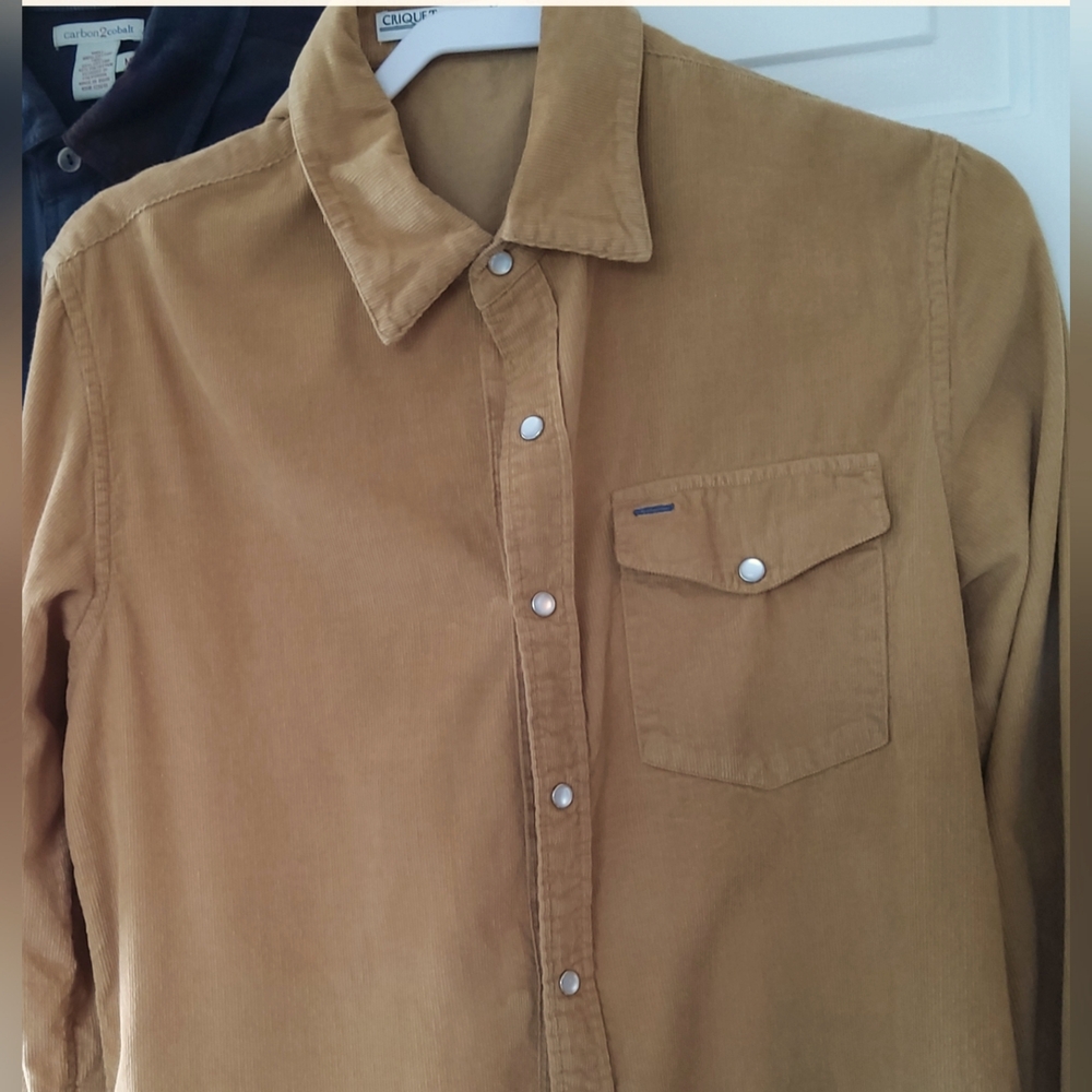 CRIQUET mens medium curduroy snap front shirt